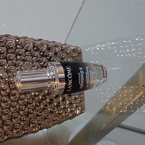 New lancome genifique 1 oz